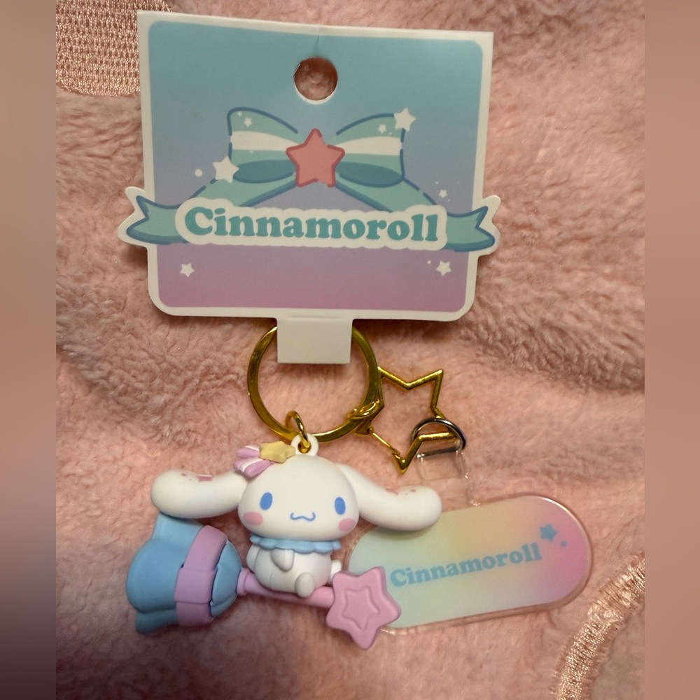 🆕 Cinnamoroll Keychain